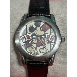 1928 Vintage Disney Parks MICKEY MOUSE New Battery Limited Edition Works
